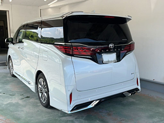 TOYOTA ALPHARD 2024