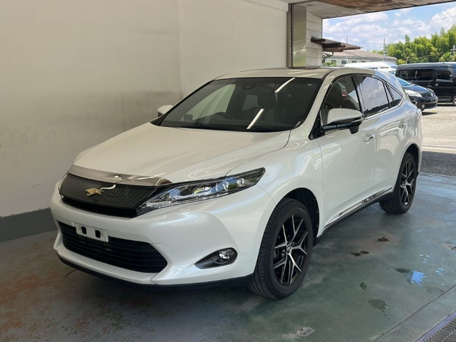 TOYOTA HARRIER 2016
