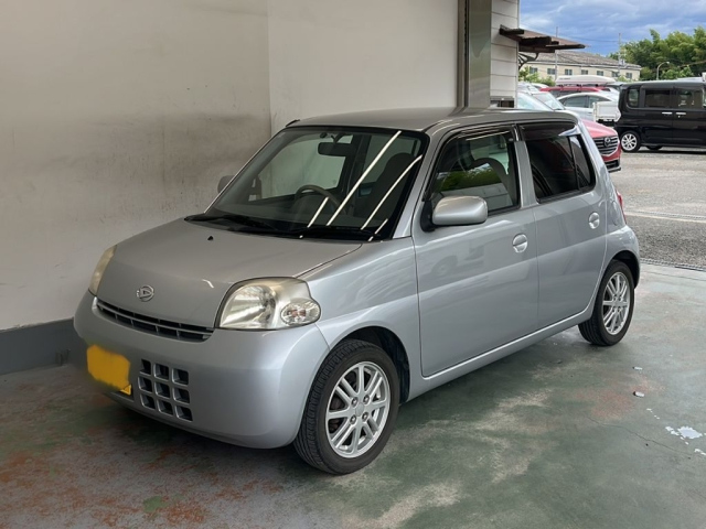 DAIHATSU ESSE 2010
