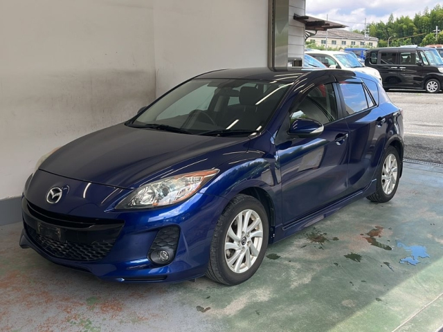 MAZDA AXELA 2012