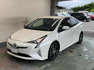 TOYOTA PRIUS 2016