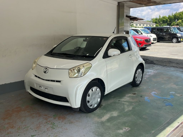 TOYOTA IQ 2009