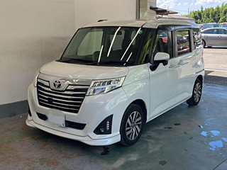 TOYOTA ROOMY 2017