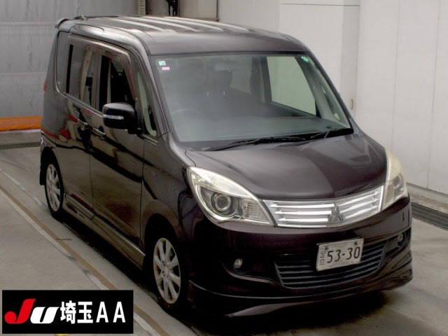 MITSUBISHI DELICA D2 2012