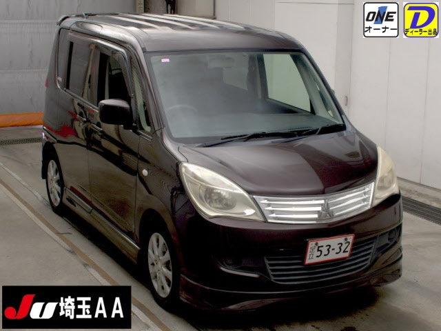 MITSUBISHI DELICA D2 2012