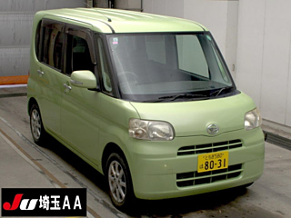 DAIHATSU TANTO 2011