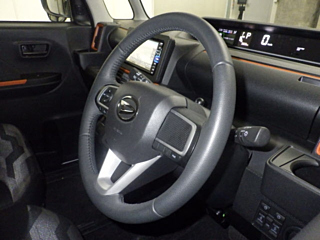 DAIHATSU TANTO 2024