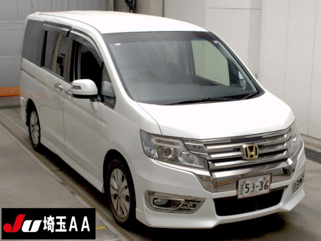 HONDA STEP WAGON 2012