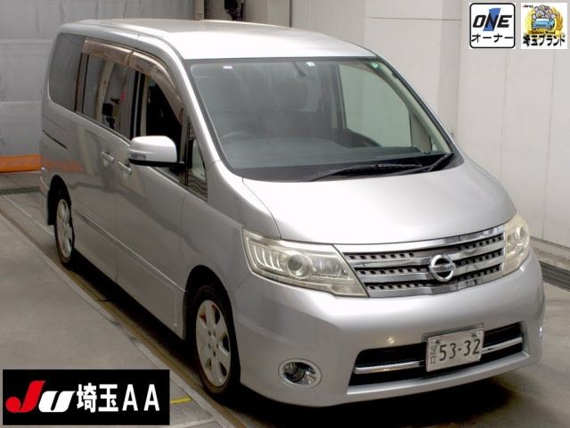 NISSAN SERENA 2010