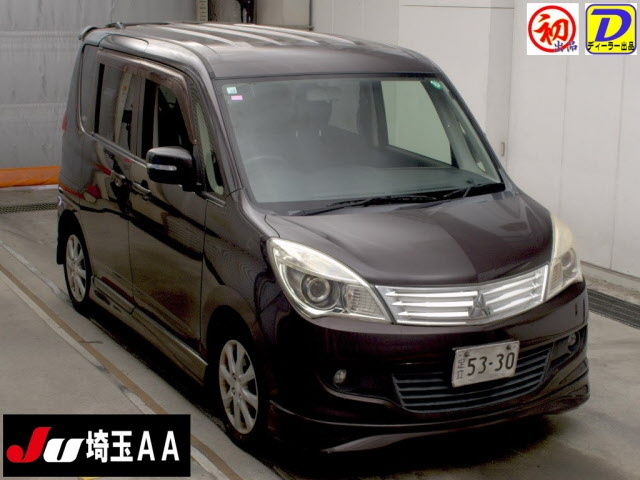 MITSUBISHI DELICA D2 2012