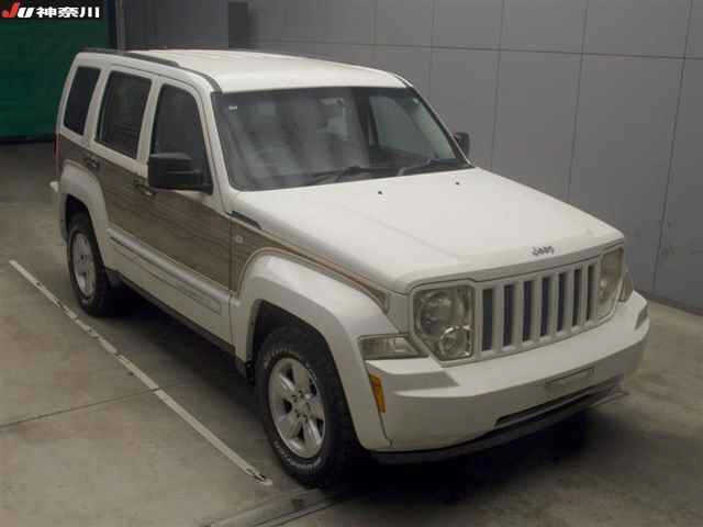 CHRYSLER JEEP CHEROKEE 2010