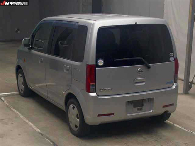 NISSAN OTTI 2010