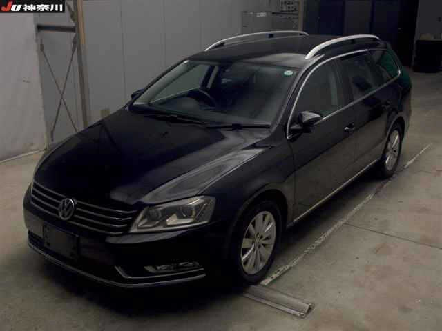VOLKSWAGEN PASSAT VARIANT 2013