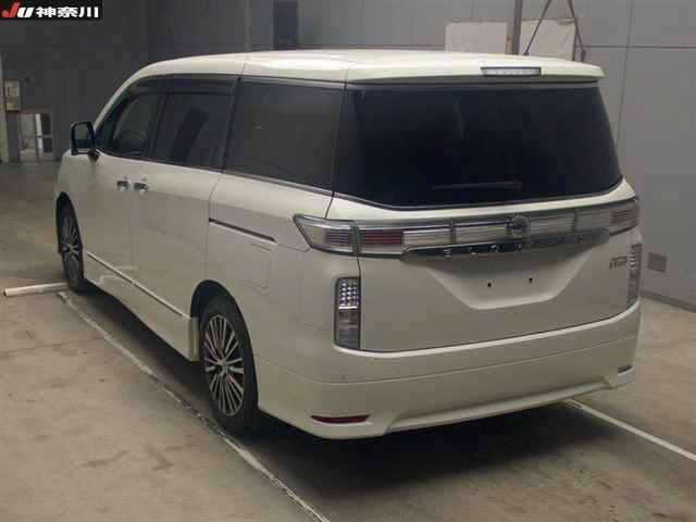 NISSAN ELGRAND 2014