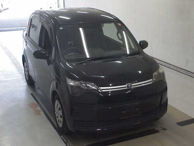 TOYOTA SPADE 2016