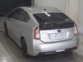 TOYOTA PRIUS 2015
