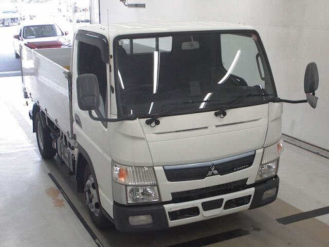 MITSUBISHI CANTER 2020