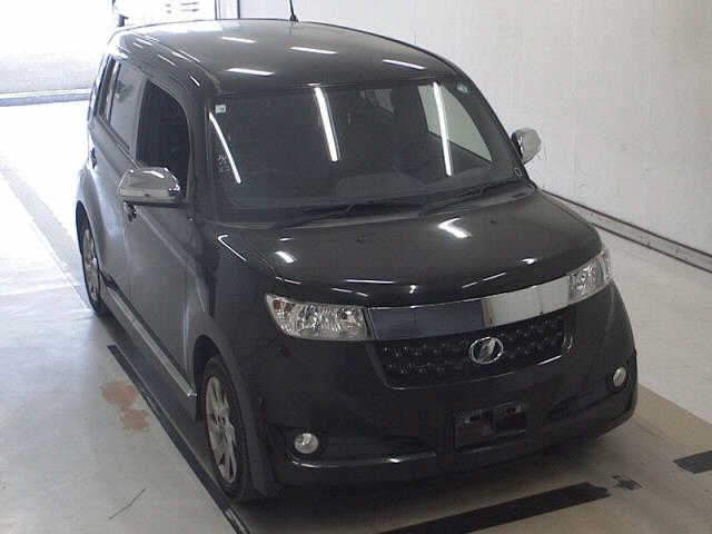 TOYOTA BB 2016