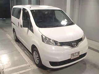 NISSAN NV200 2019