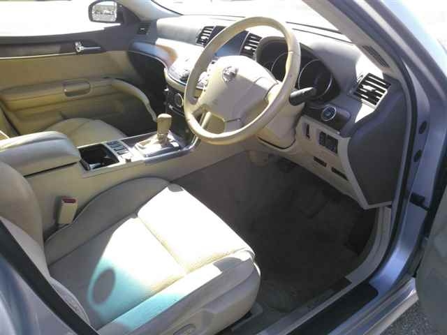 NISSAN FUGA 2008