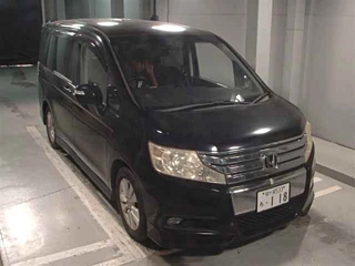 HONDA STEP WAGON 2011