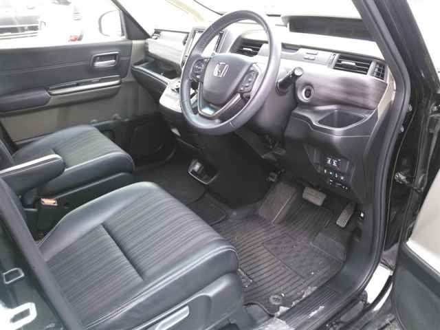 HONDA FREED 2019