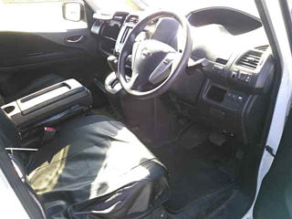 NISSAN SERENA 2013