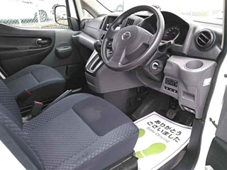 NISSAN NV200 2021