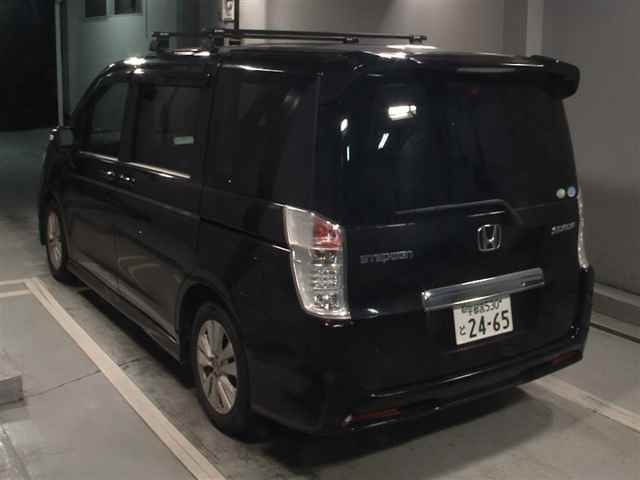 HONDA STEP WAGON 2010