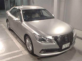 TOYOTA CROWN 2013