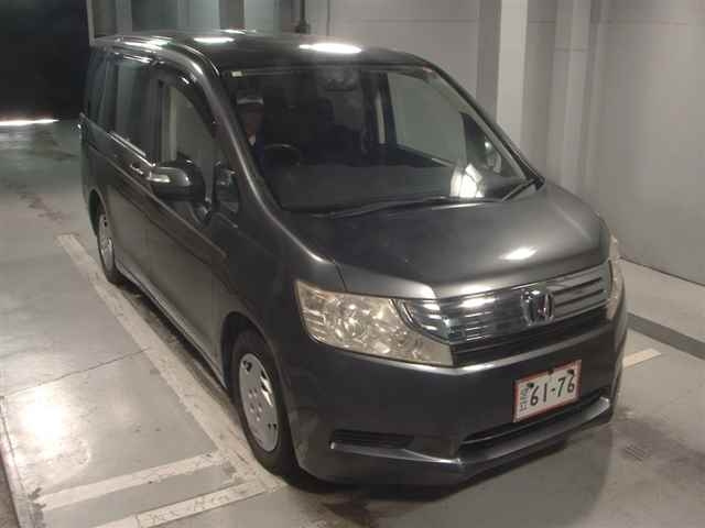 HONDA STEP WAGON 2010