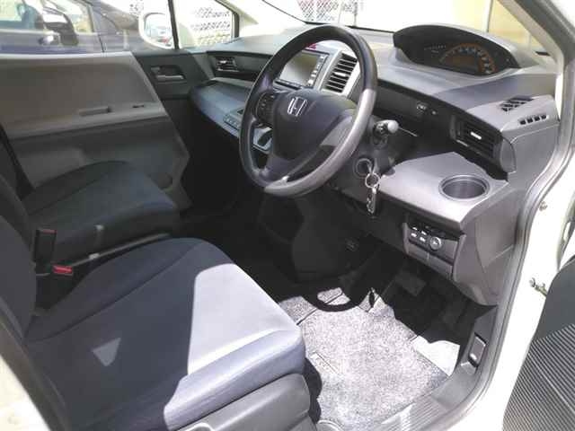 HONDA FREED 2008