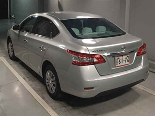NISSAN SYLPHY 2012