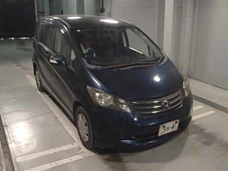HONDA FREED 2010