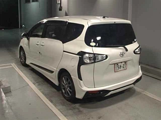 TOYOTA SIENTA 2017