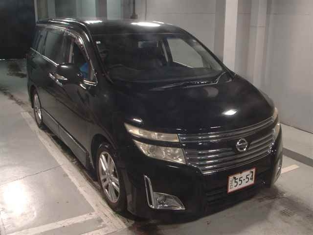 NISSAN ELGRAND 2010