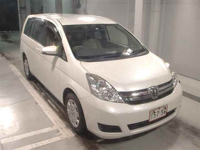 TOYOTA ISIS 2014