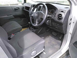 NISSAN AD 2020