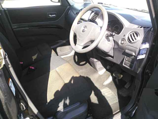 NISSAN ROOX 2010