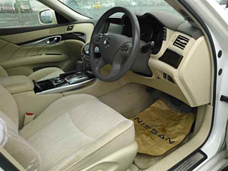 NISSAN FUGA 2013