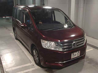HONDA STEP WAGON 2012