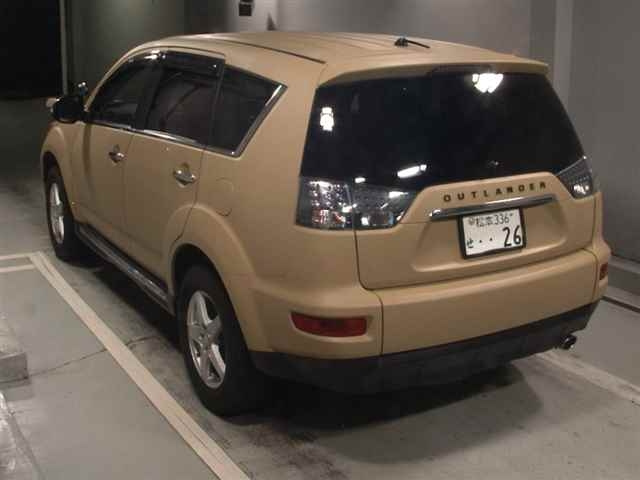 MITSUBISHI OUTLANDER 2009