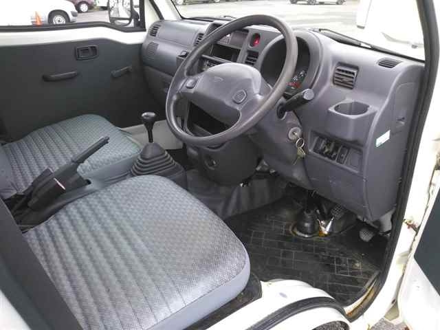 DAIHATSU HIJET TRUCK 2011