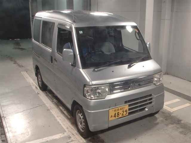 MITSUBISHI MINICAB VAN 2012