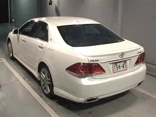 TOYOTA CROWN 2010