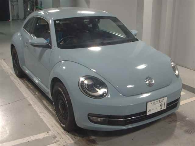 VOLKSWAGEN THE BEETLE 2013