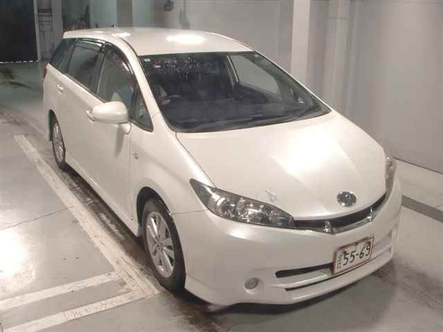TOYOTA WISH 2009