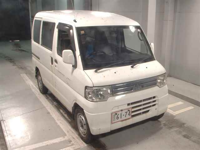 MITSUBISHI MINICAB VAN 2013