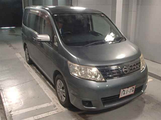 NISSAN SERENA 2010