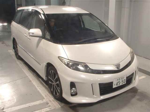 TOYOTA ESTIMA 2013